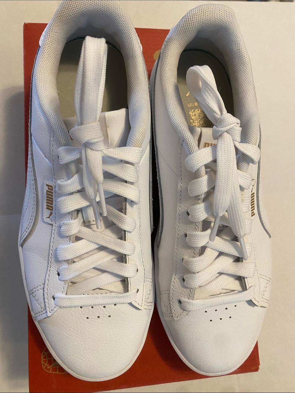 PUMA Womens Low Top White Leather Court Sneakers Size 7.5 Casual Lace Up Shoes - Picture 6 of 10